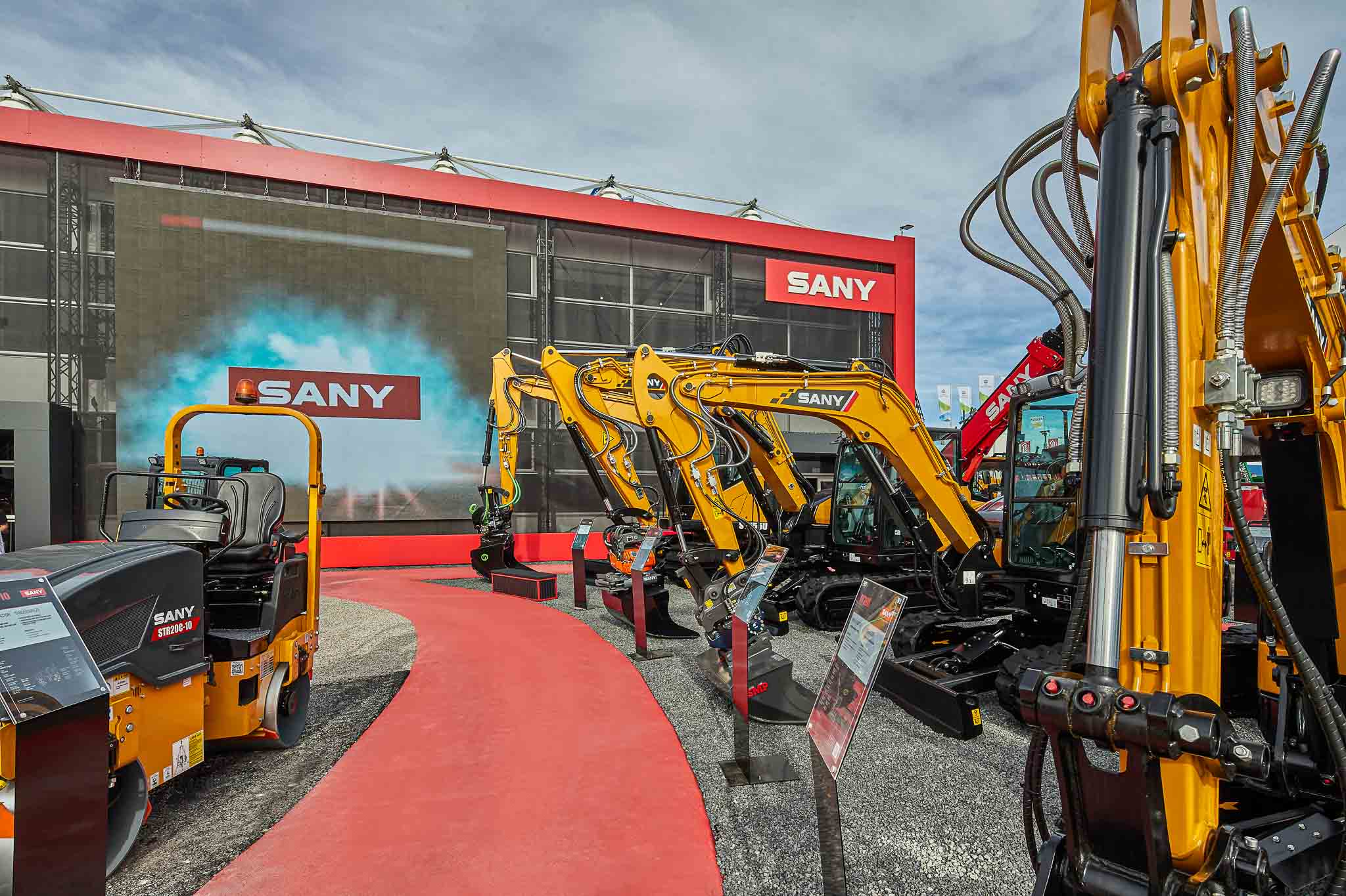 Referenz SANY Europe Imposanter Auftritt mit LEDWänden mld